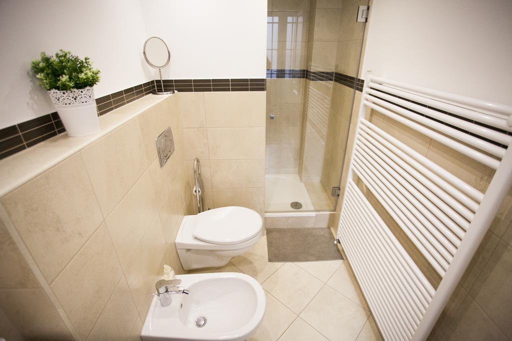 Agora Apartment Budapest Eksteriør billede