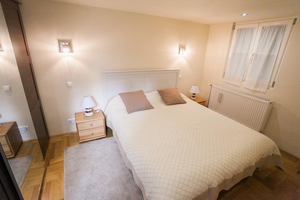 Agora Apartment Budapest Eksteriør billede
