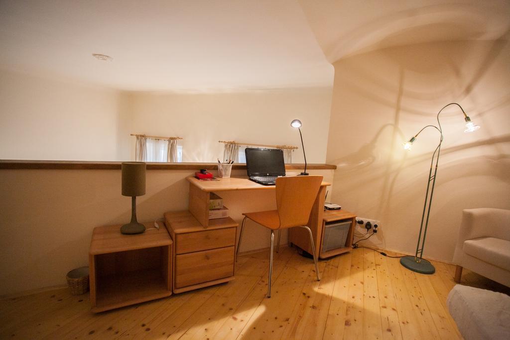 Agora Apartment Budapest Eksteriør billede