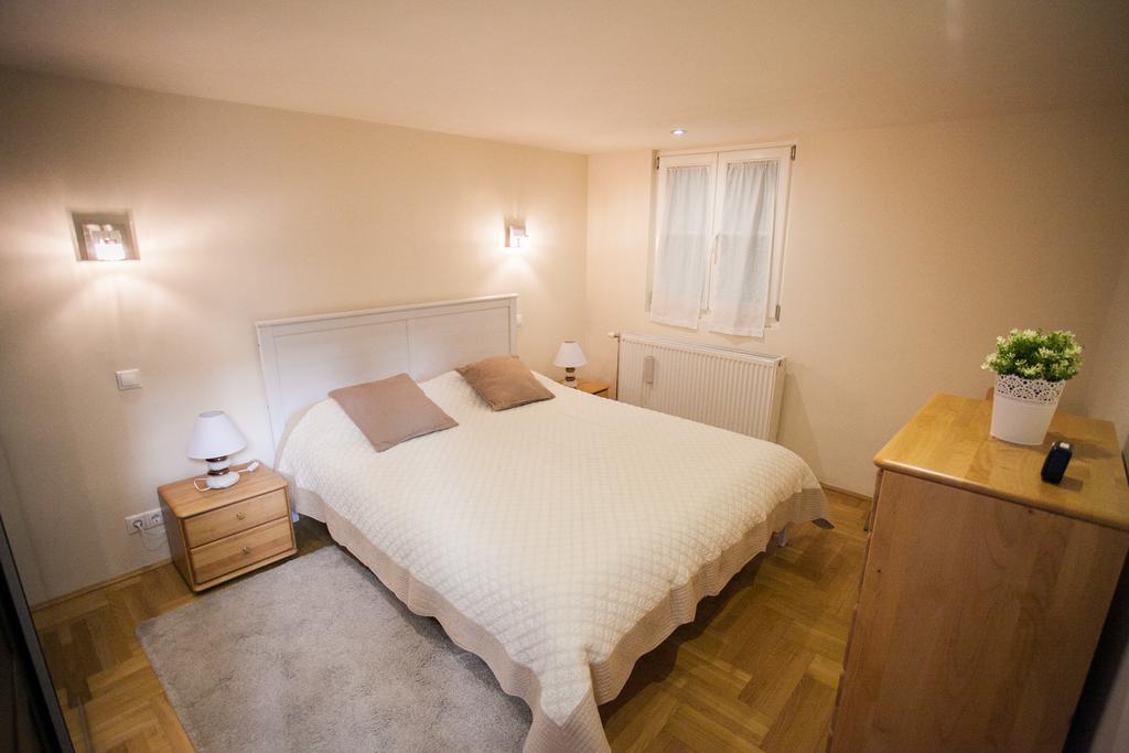 Agora Apartment Budapest Eksteriør billede